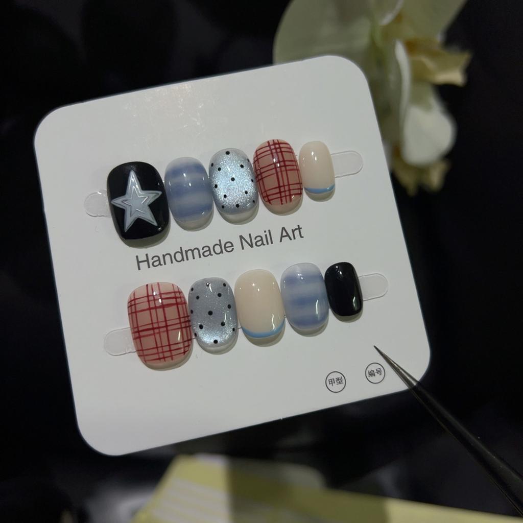 10 Pcs Short Handmade Press On Nails Instagram Minimalist Fashion Hand Painted Star Checkered Nail Tips For Girls