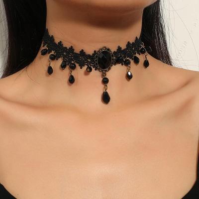 2024 Retro Lace Pendant Queen Necklaces: European & American Style