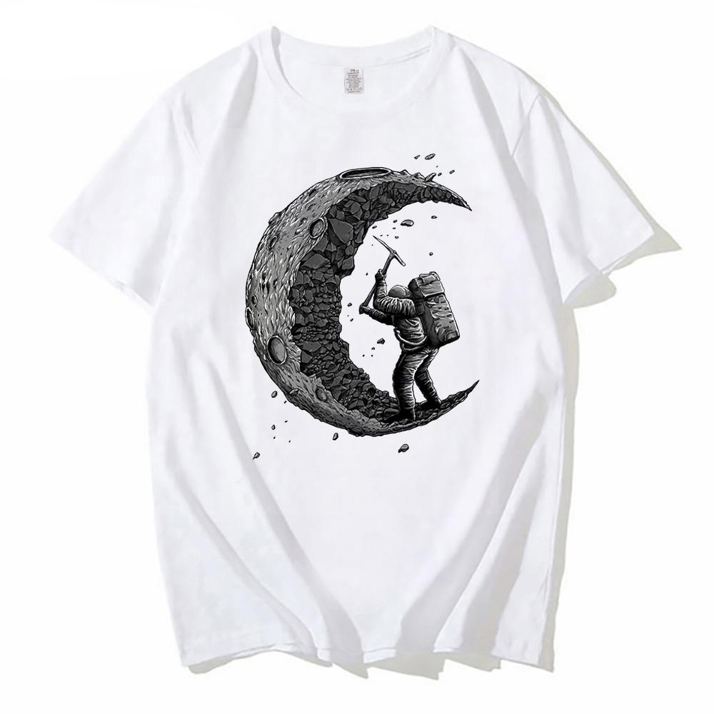 Summer Fashion Mens oversized Creative astronaut Tshirt Digging the moon Print Tee Homme Hip-hop Cool Plus size Tshirt