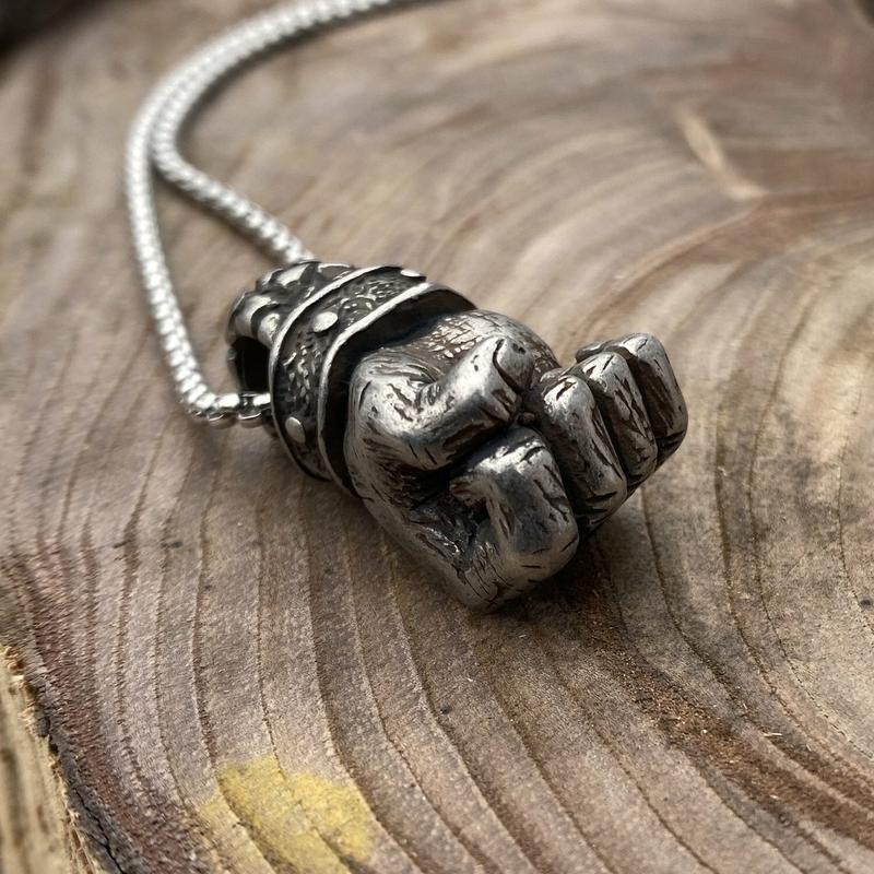 Cool Mens Vintage Black Power Boxing Fist Pendant Necklace Stainless Steel Men