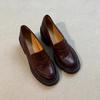 thick-soled thick-heeled loafers, women's retro style, small people increase their height and pedal simple small leather shoes.