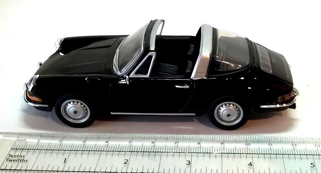 Burago Mini Car Porsche 911 Targa Convertible TARGA SPIDER 1967 1/32 (Black) [Item]