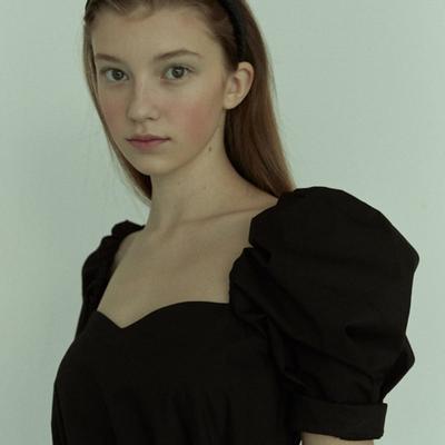 Elizabeth Moments Black Jacquard Headband