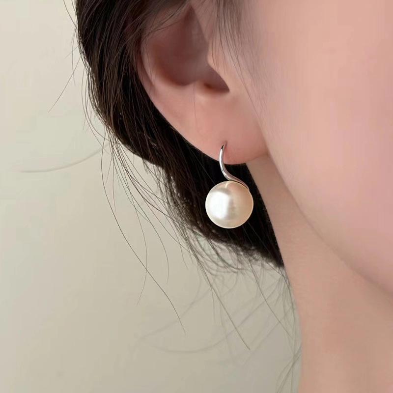 10-12 mm 5A Süßwasserperlen-Ohrstecker aus Sterlingsilber