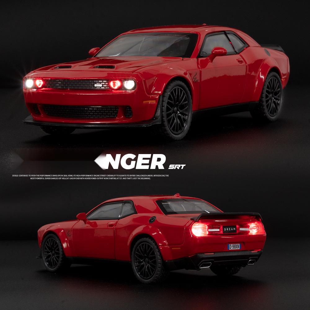 Muscle Car Hellcat Alloy Sports Car Model Collection – 1:32 Scale Ornamental Toy