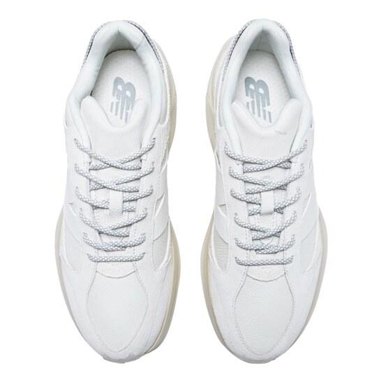 UWRPDLN1 New Balance Warped Runner Lunar New Year White (Men's)