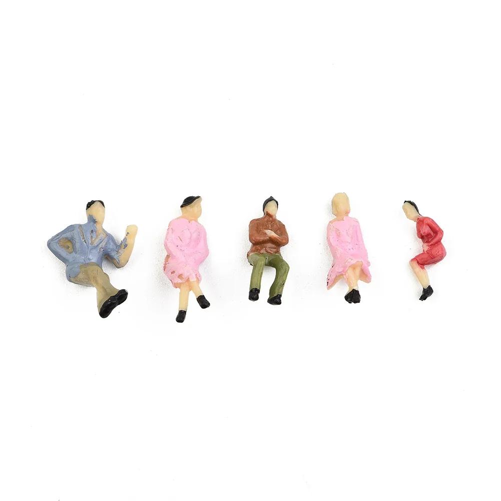 60pcs All Seated 1:87 Scale Railway Train Mixed Painted People Figures Mode Figures Passenger HO Scale Sitting Sand Table Spares
