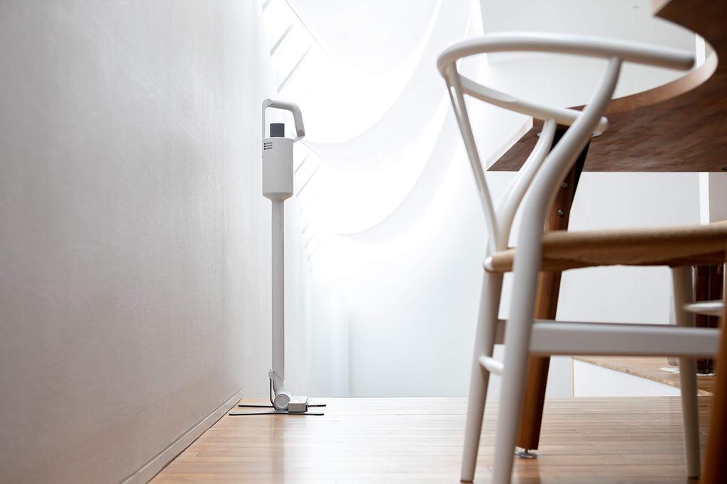 Plus Minus Zero Stickdammsugare Sladdlös Dammsugare C030 ±0 Ver.3 XJC-C030 (Vit)