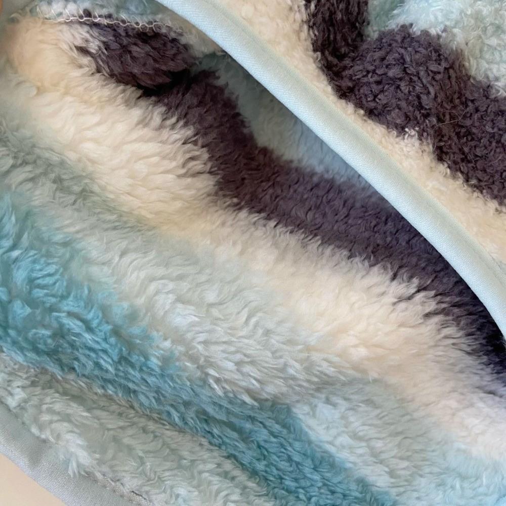 Winter Dog Warm Clothes Fleece-lined Plush Dogs Coat Fashion Dog Hiking Jacket Puppy