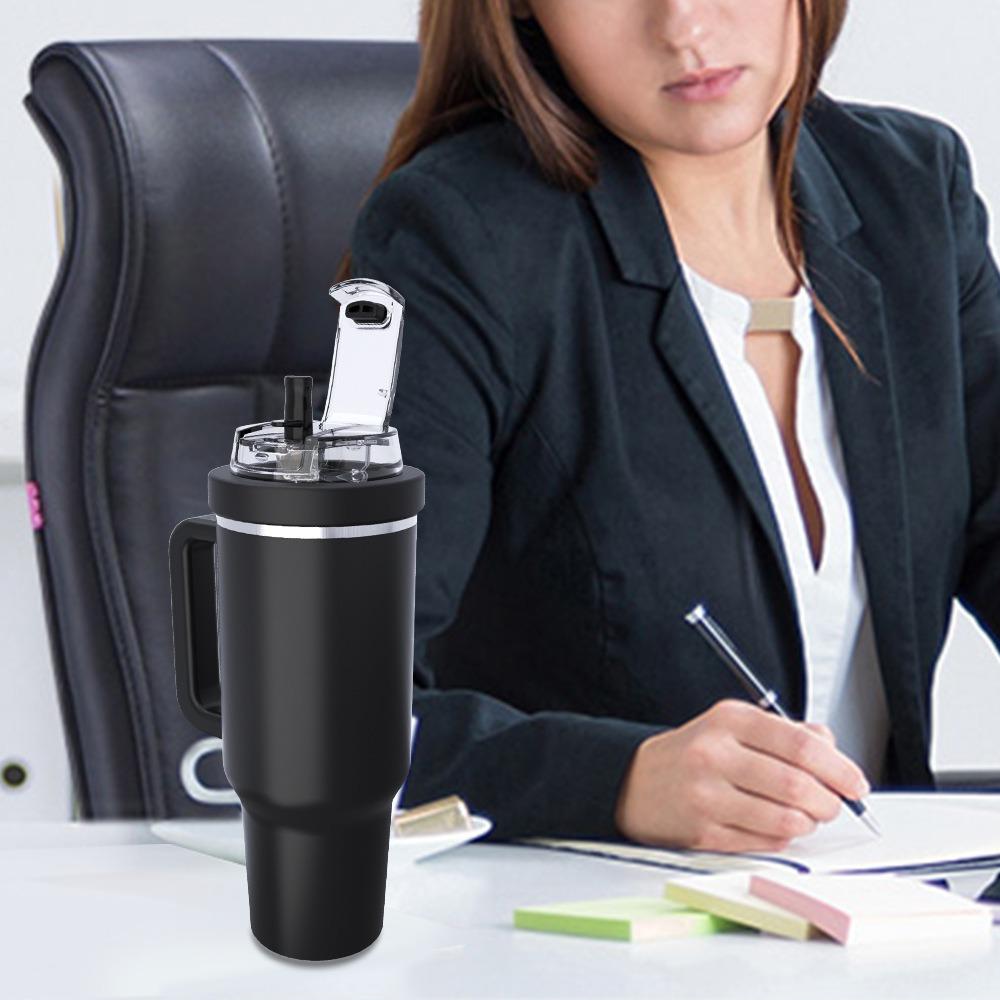 Auslaufsicherer Becher mit Klappdeckel und Strohhalm 30oz Becherdeckel Ersatzdeckel für Sportarena