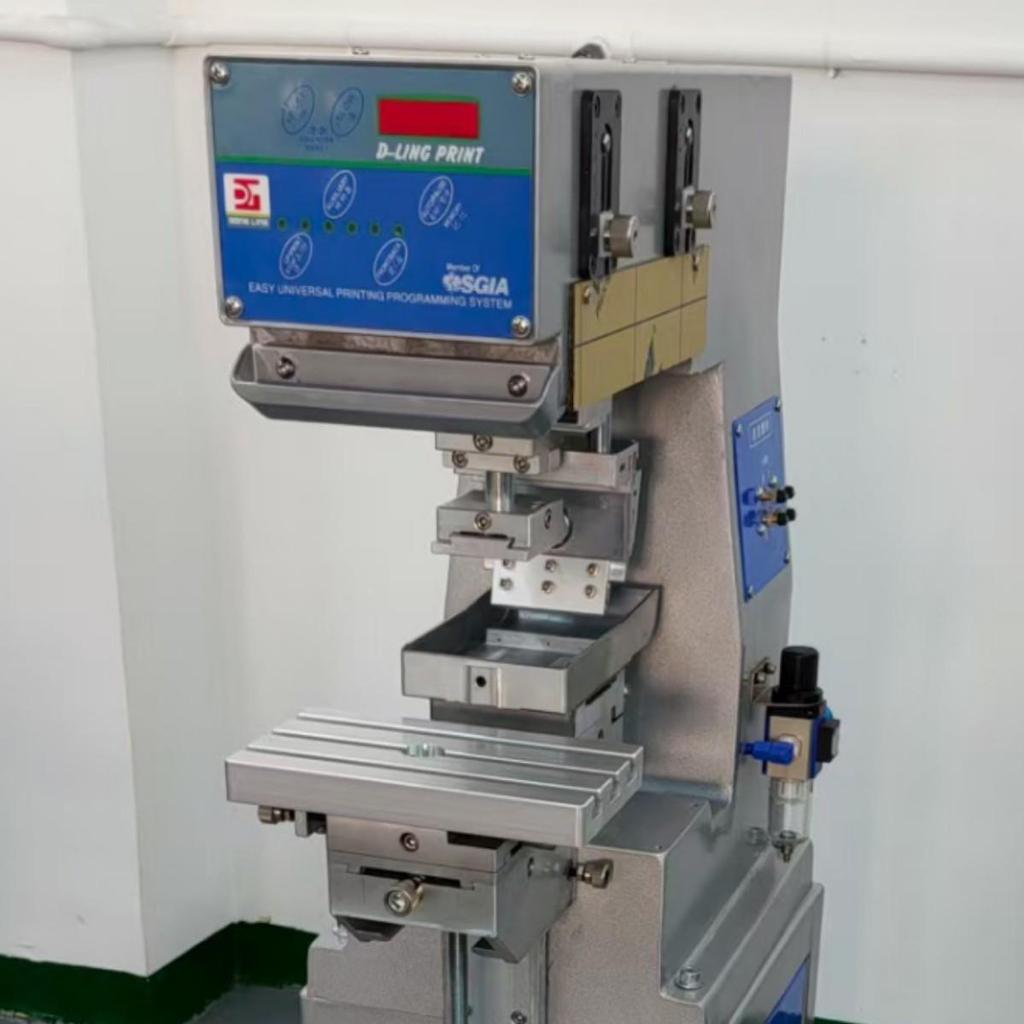 Dongling Semi-Automatic Mini Pneumatic Ink Cup Pad Printer.