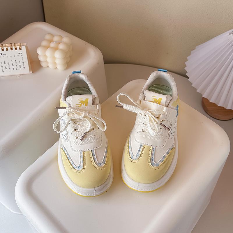 Korean Style Women's White Thick-Soled Shoes - 2026 Trendy Lightweight Sportswear