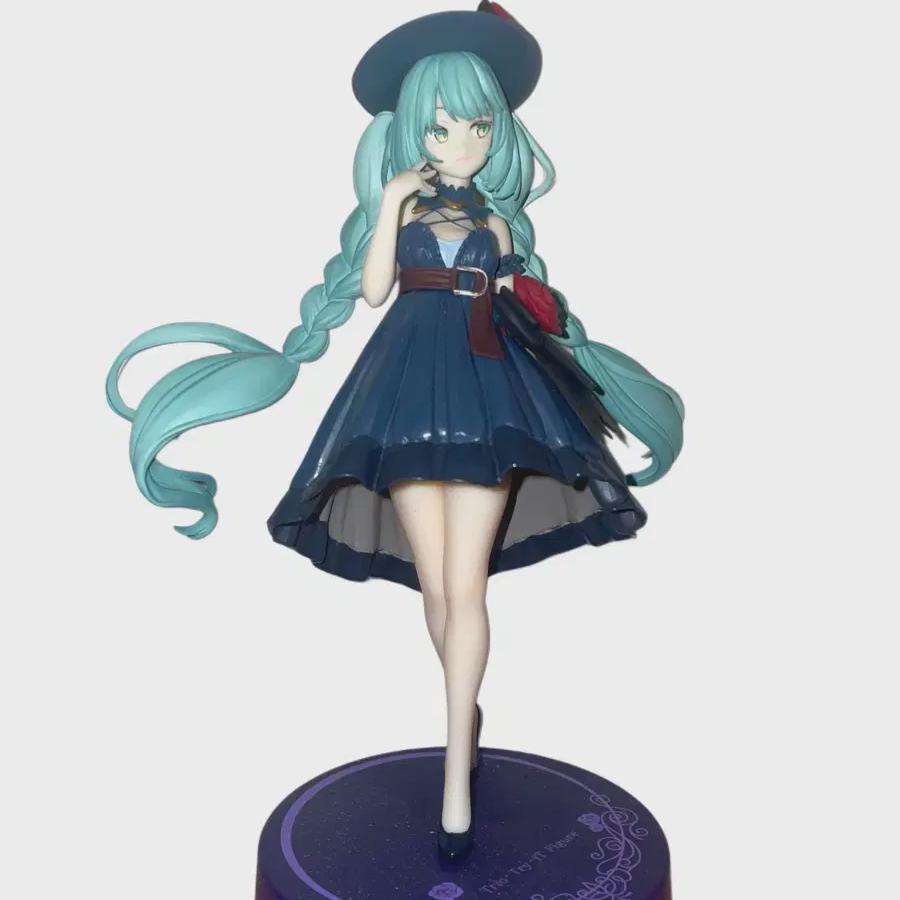 I Sell Miku Figures, Classic Beautiful Girl Figures