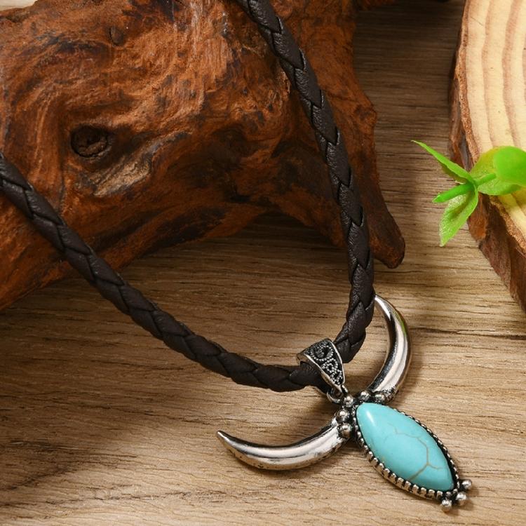 Unique Turquoise Bull Head Pendant Necklace Soft Leather Ethnic Jewelry For Festival Outfits