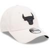 New Era 9Forty Snapback Cap - Chicago Bulls stone beige