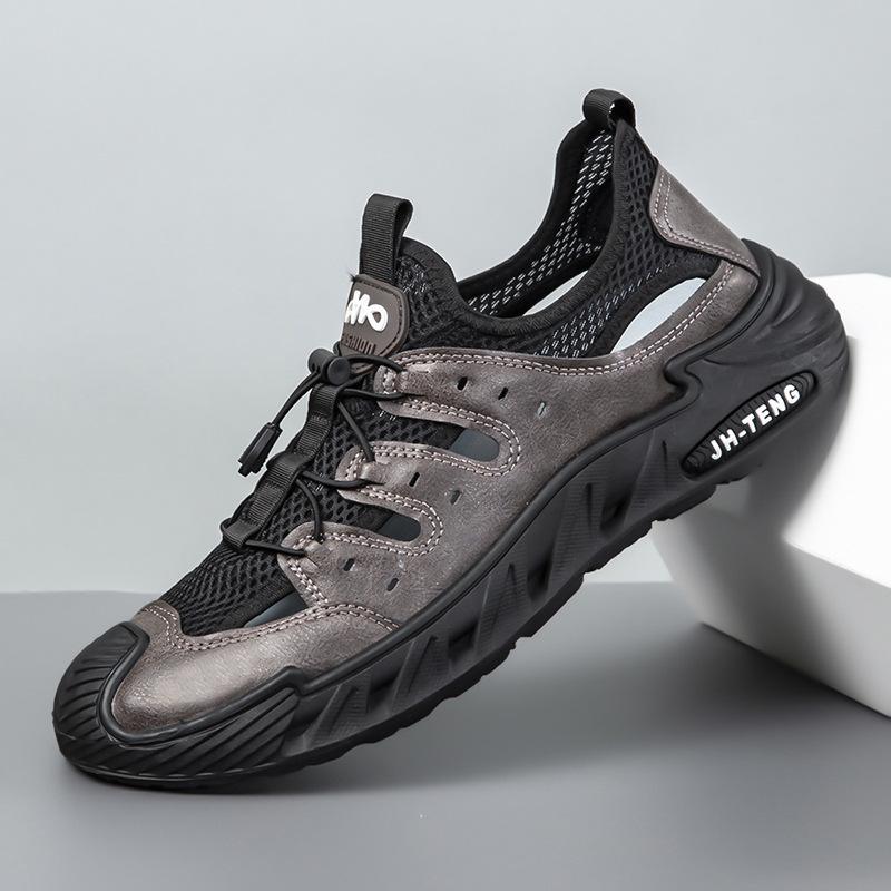 Large size bag head sandals summer new outdoor hole shoes men's popular casual shoes breathable versatile hollow men's shoes