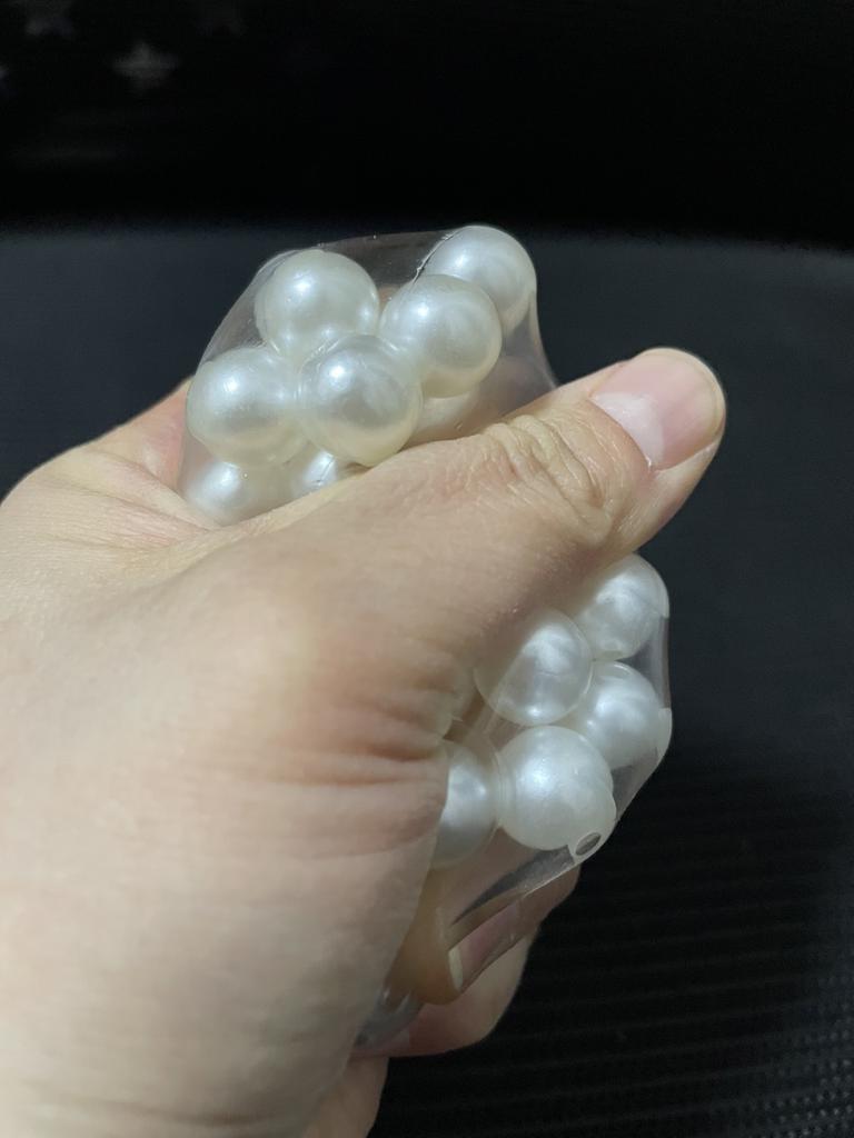 Piłeczka Antystresowa z Koralikami Perłowymi, Przezroczysta Miękka Zabawka TPR, Super Miękka Sensoryczna Zabawka Fidget z Lodowymi Koralikami do Łagodzenia Lęku