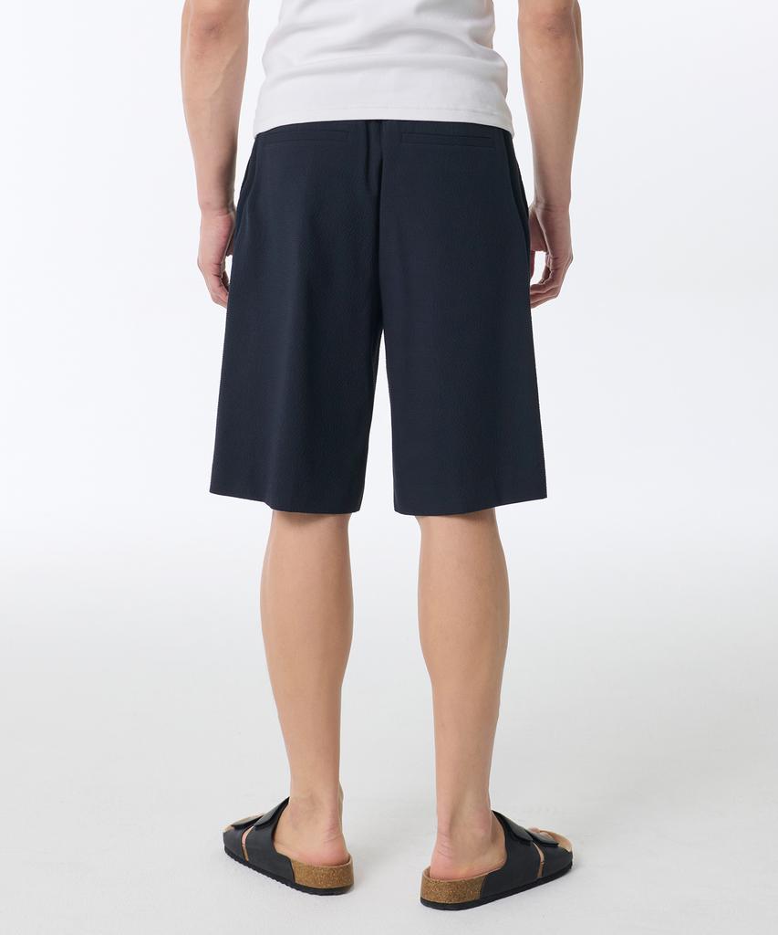 Musinsa Standard Seersucker One-Pleat Wide Banded Shorts [Navy]