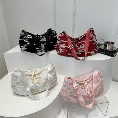 Modische Tragetasche Einfach und Modisch Große Kapazität Pendler-Querbodytasche Neuer Sommer-Modetrend Umhängetasche