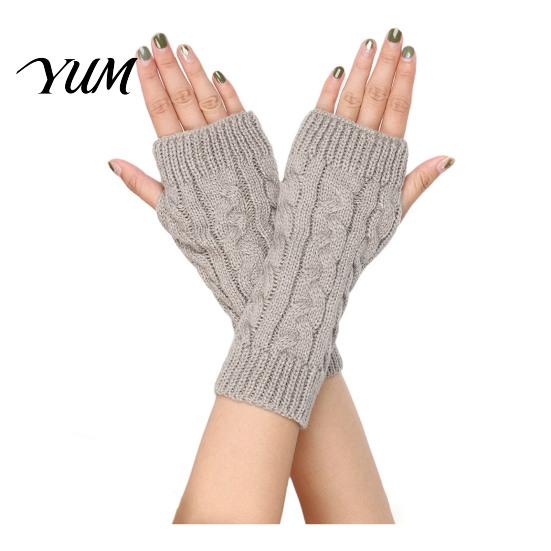 Elegant Winter Arm Warmers Women Ribbed Wrist Warmers, Stretchy Cable Knitted Fingerless Gloves, Retro Twist Texture Sleeves Soft Warm Mitten,