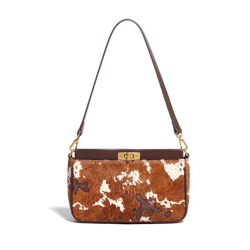 

New European and American retro fur integrated handbag premium versatile shoulder bag daily travel fashion underarm bag commute