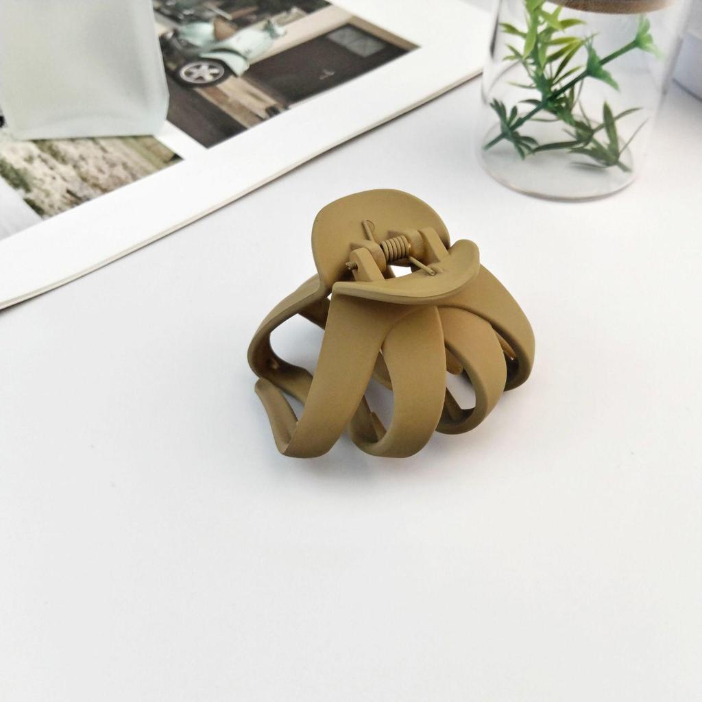 6,5 cm Einfarbige Krake Haarspange - Vielseitiges Dutt- und Haifischspangen-Haaraccessoire