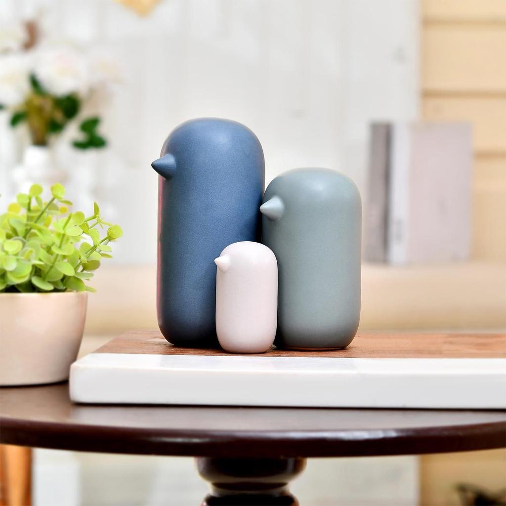 Ceramic Minimal Penguin Figurine | A Symbol of Simplicity & Grace | Adds a Serene Touch to Any Space – Pack of 3, Multi-Color