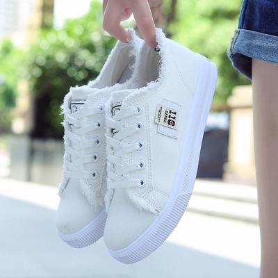 New Spring and Autumn Canvas Shoes Female Students Korean Version Flat-bottomed Breathable Casual Board Shoes Versatile Large Size White Shoes