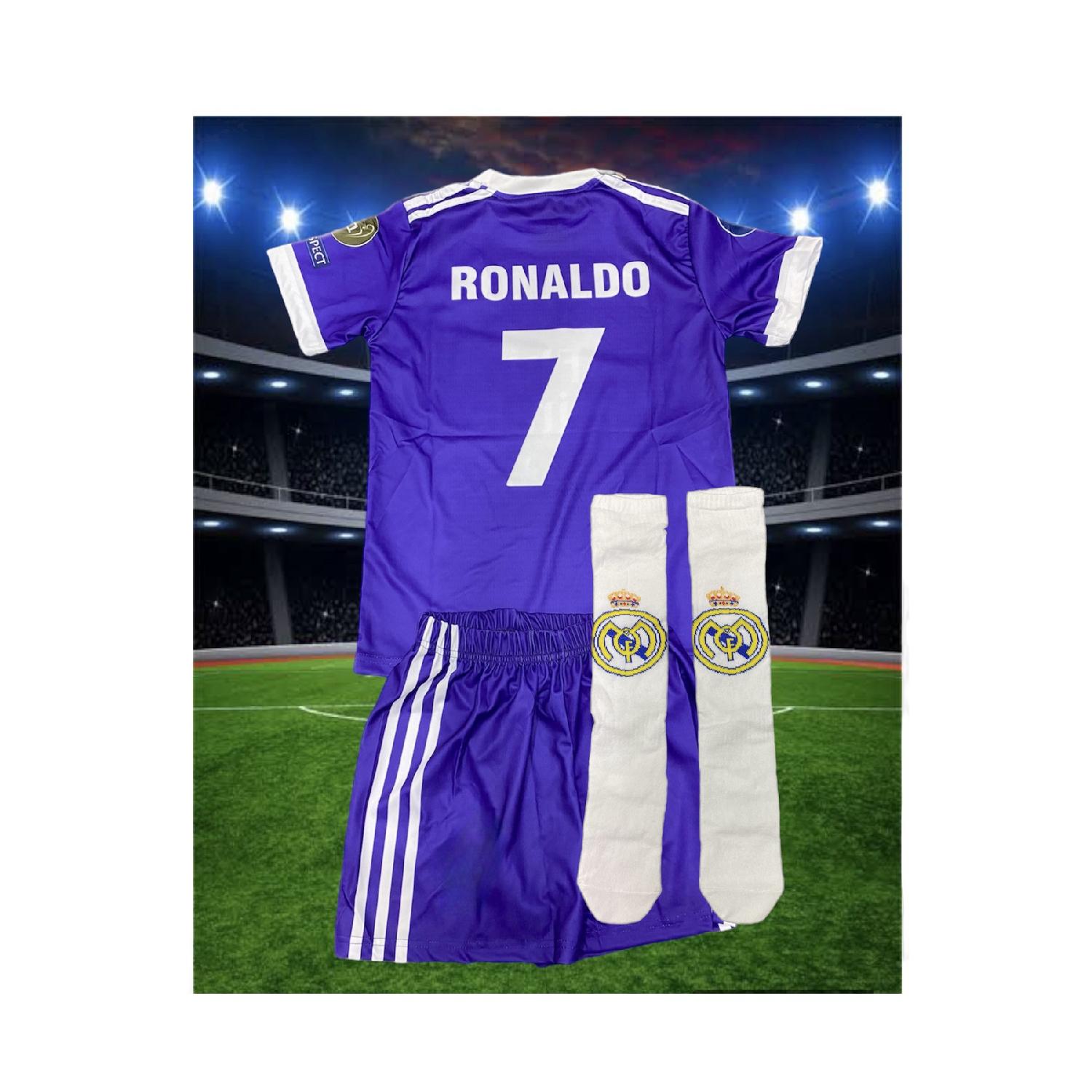 

Реплика - Детские футбольные майки из 3 частей Роналду 2017 Реал Мадрид