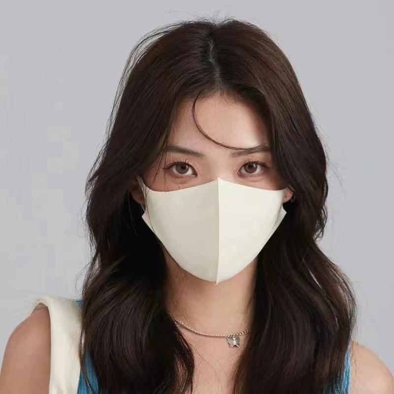 

Women s Full Face Ice Silk Sunscreen Mask - Anti-UV, Breathable, Lightweight Summer Protection One Size
