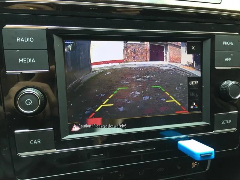 Universal Flip-Up Trajectory Reversing Camera for VW Models: Tange, Magotan, Lamando, Golf 7, Golf 8, Beetle.