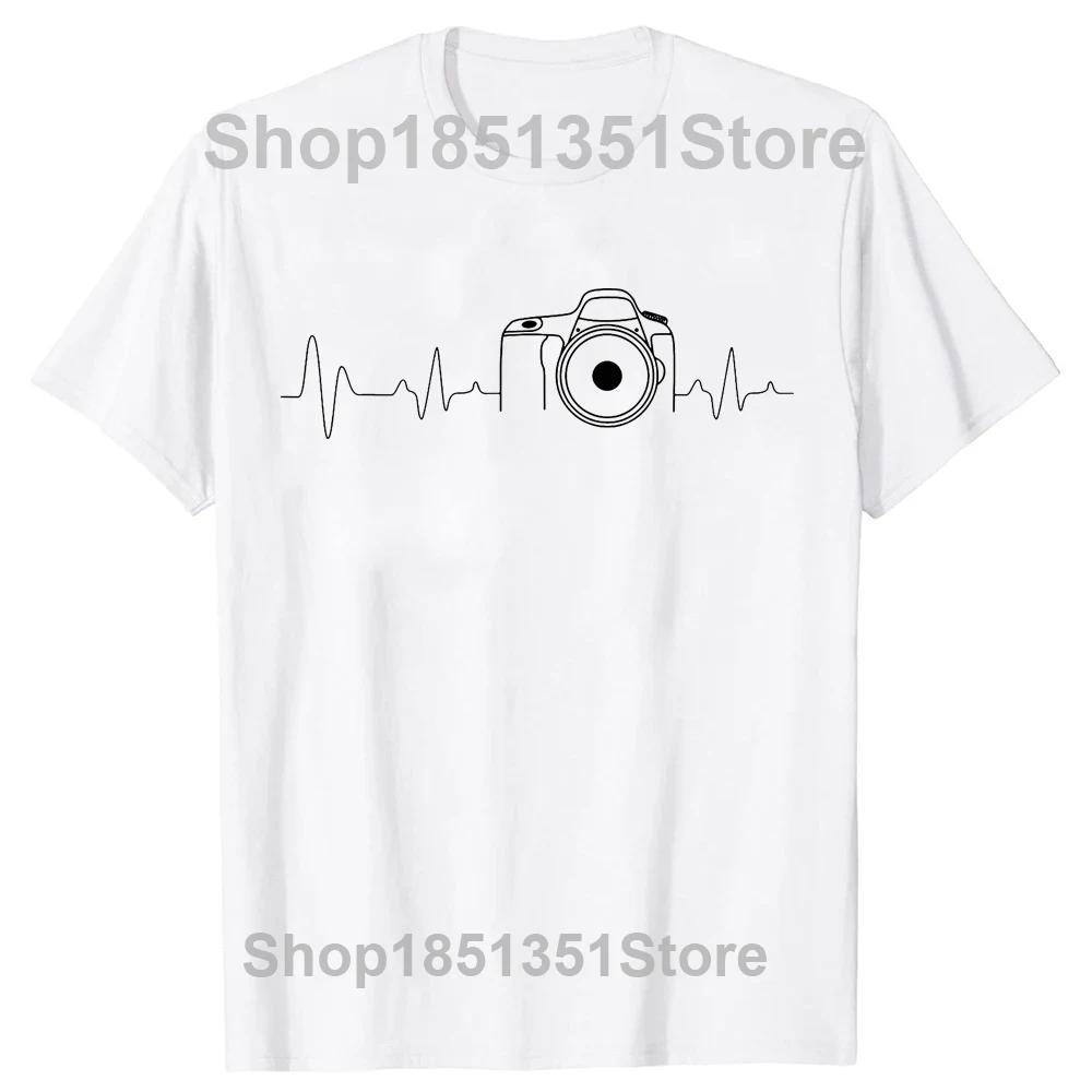 Funny Photographer HeartBeat Photography Camera T Shirts Summer Style Graphic Cotton Streetwear Short Sleeve Gifts Tshirt Men