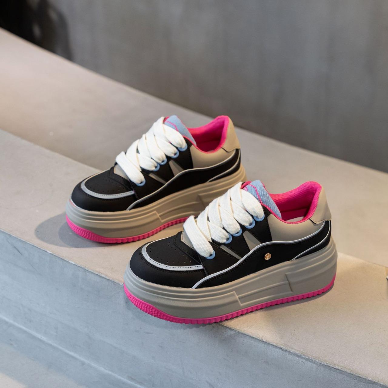 

Leather little white shoes women s spring new single shoes versatile platform lace-up casual shoes sports board shoes 39 чорний