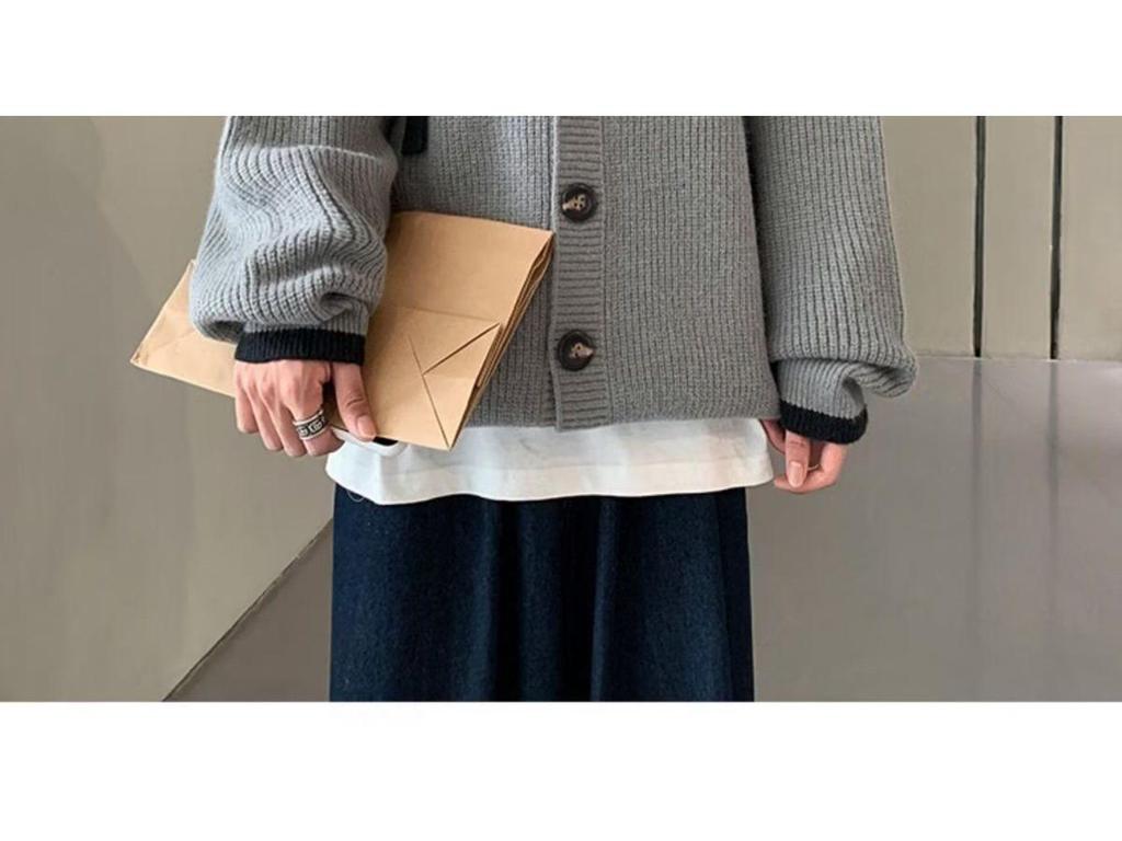 Korean V-Neck Cardigan: Trendy Men's Knitwear for 2025 Autumn/Winter - Hong Kong Ins Style