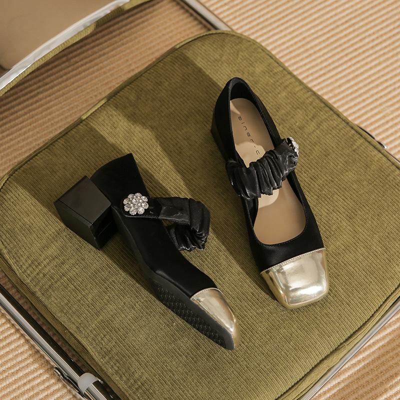 53302 [sheepskin] High Heels Women's 2025 Autumn New Color Matching Mary Jane Thick Heel Light Mouth Rhinestone Shoes