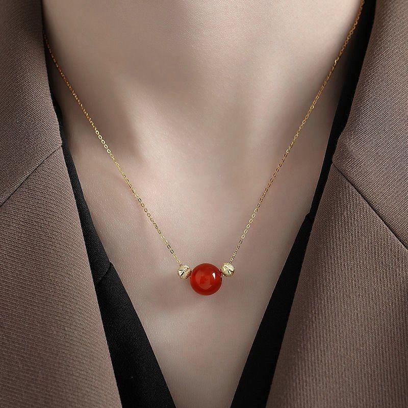 Niche Red Bean Temperament Acacia Bean Red Necklace Women's High-end Sense Collarbone Chain Fashion Neck Chain Transfer Bead Pendant