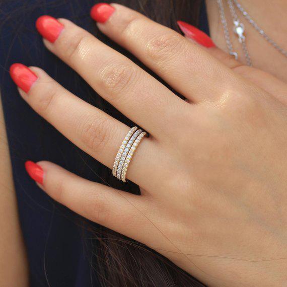 Three Heroes Hot Selling Couple Rings: Women's Single Row Diamond Band, Gold-Plated Hand Jewelry.
