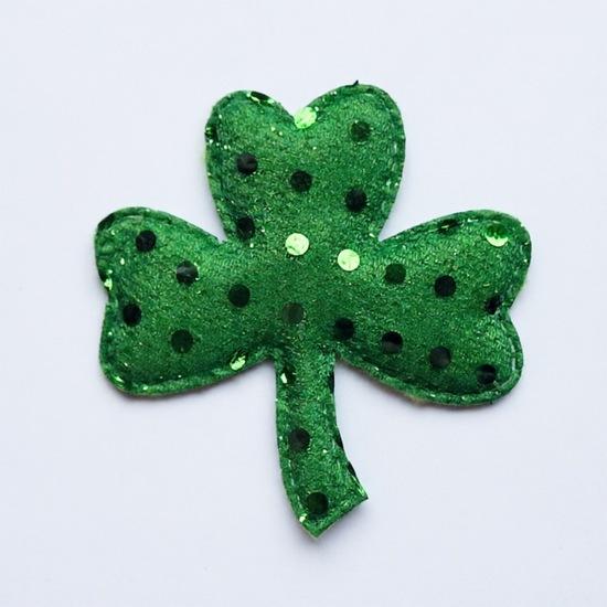 Green Clover Sequin Iron On Patches DIY Clothing Accessories for St Patrick's Day Holiday Party Decorations Irish Festival Shamrock Craft Supplies