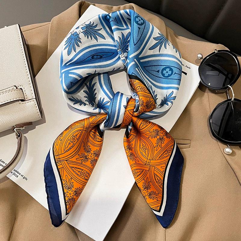 Luxury New Style Square Headscarf Women Sunscreen Beach Kerchief Popular The Four Seasons Scarves  Design 70X70CM Silk Hijab