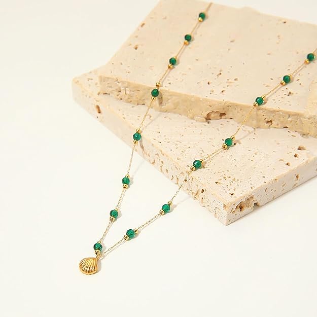 Beachy Green Beads Shell Pendant Necklace for Women
