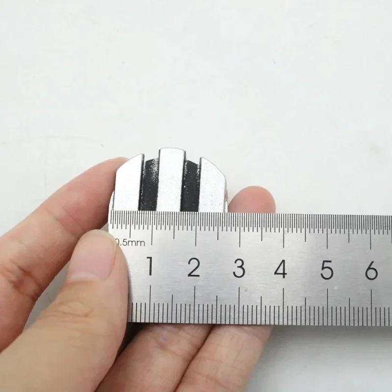 MLKQ6 Engine Cylinder Head Cover Trim Valve Screw Small Cap Clip For BMW 3 5 7 Series E36 E46 E34 E39 E60 E38 E65 X3 X5 Z3 Z4
