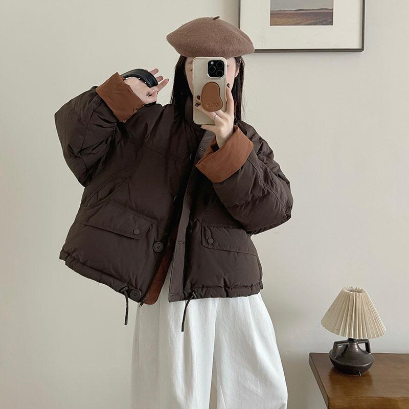 Contrasting color small 90 white duck down jacket women's short 2024 winter fashion design sense thickened stand-up collar bread jacket