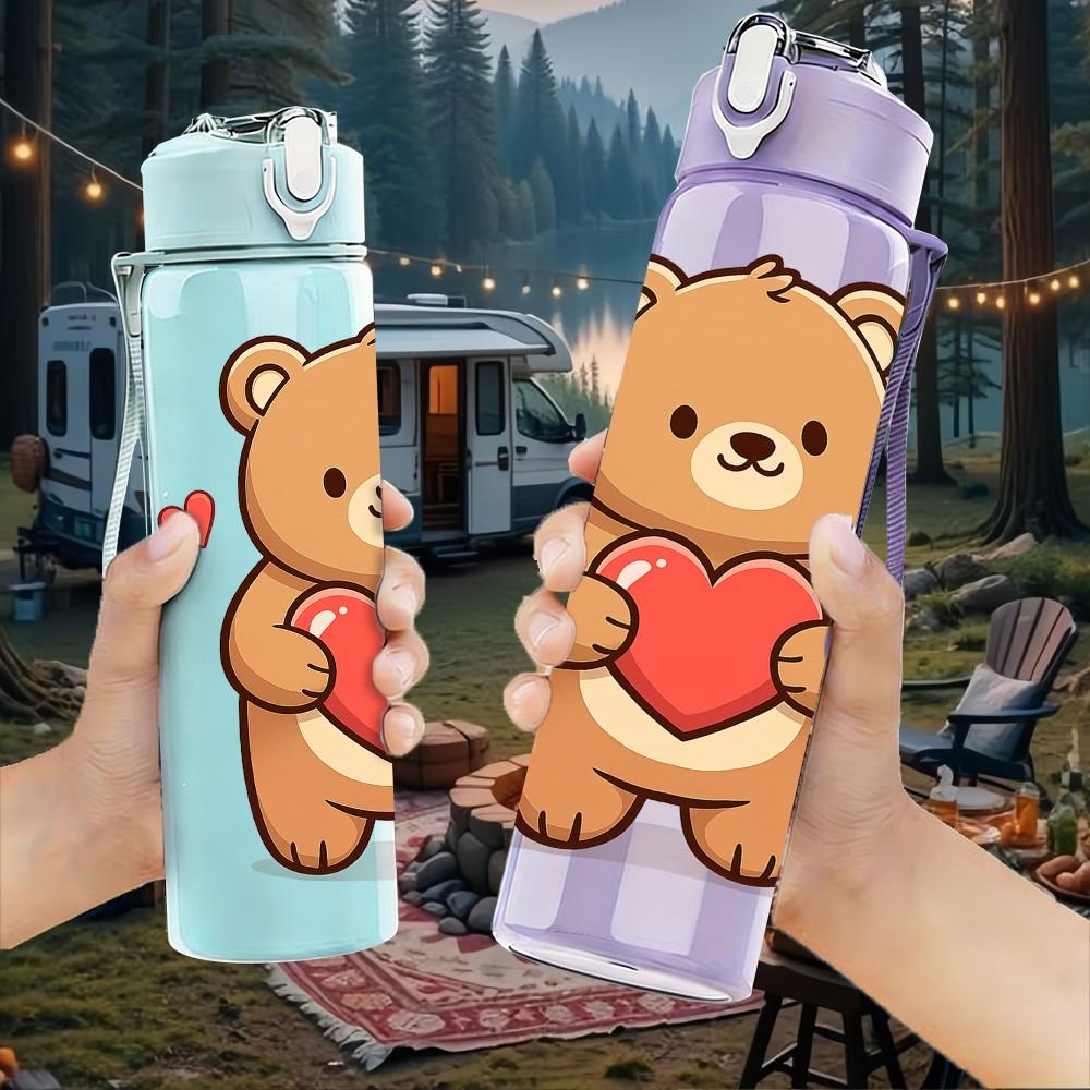 1PC Hugging Heart Teddy Bear 750ml Color Plastic Sports Water Bottle Leakproof Flip Straw Lid Suitable for Sports Office Home Use