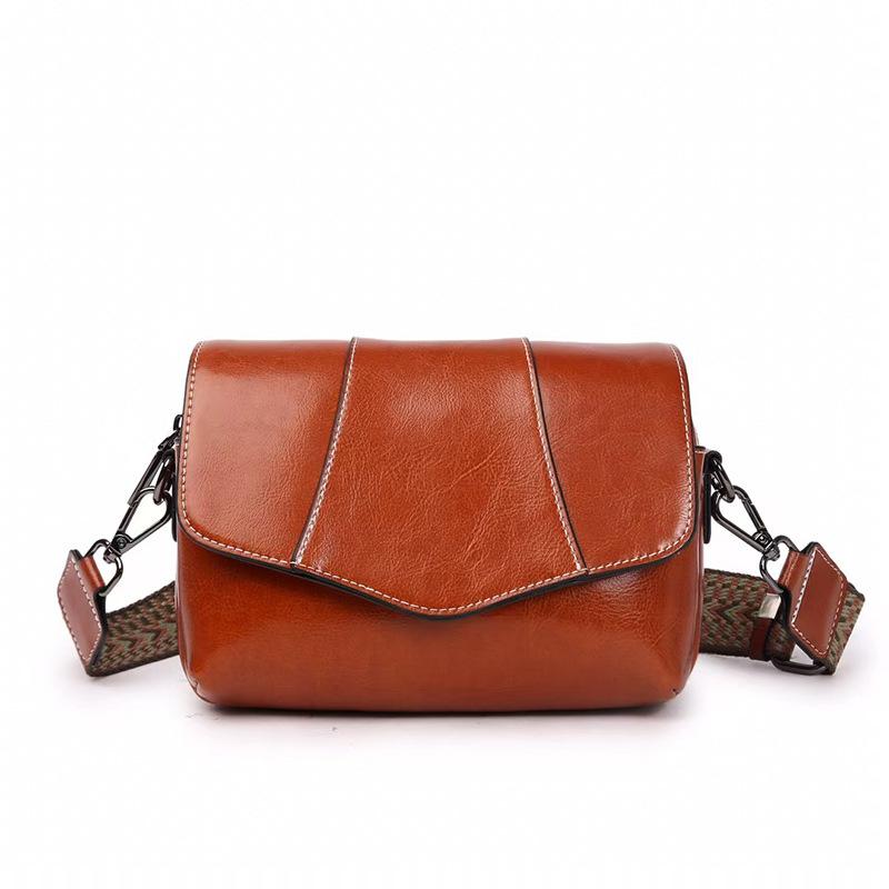Genuine Leather Small Square Bag for Women 2025 New Fashion Versatile Oil Wax Cowhide Crossbody Small Bag Retro Elegant Women's Bag