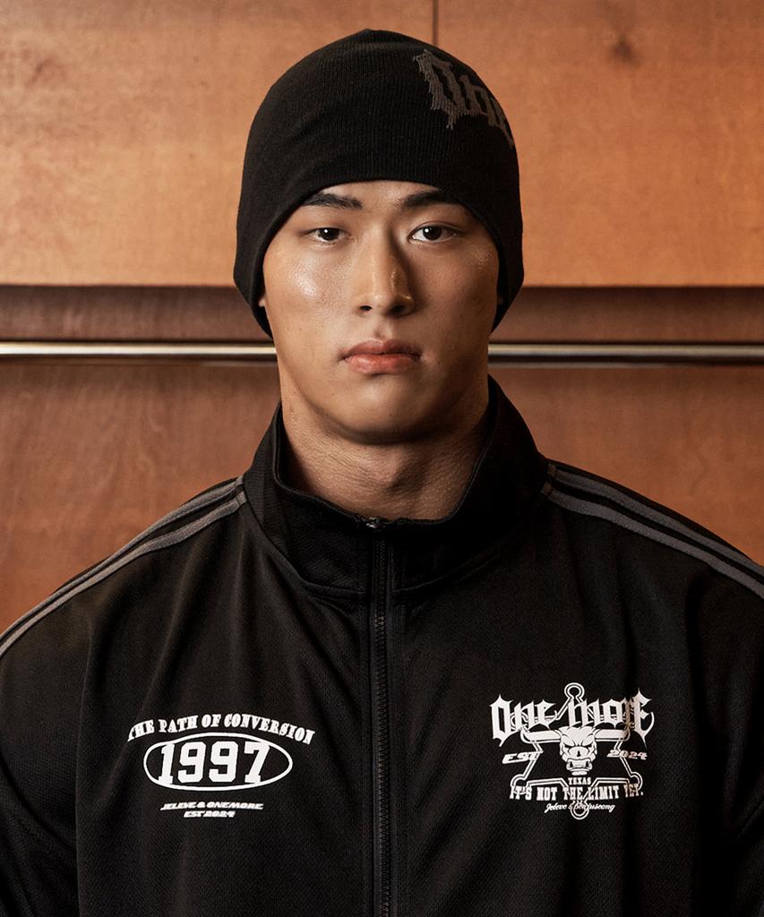 JELEVE One More Logo Beanie