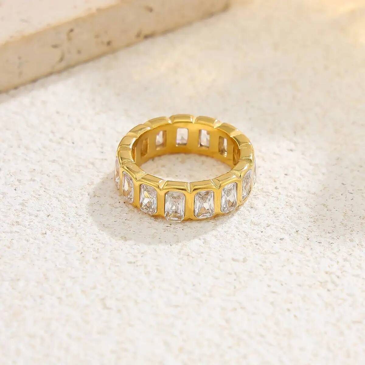 SHIXIN Minimalist 18K Gold Plated Stainless Steel Rings Women Exquisite WaterDrop Sparkling Heart Zircon Ring Jewelry Waterproof
