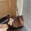 Retro Autumn and Winter New Fashion Simple Large Capacity Shoulder Portable Tote Bag Women's Commuter Armpit Bag