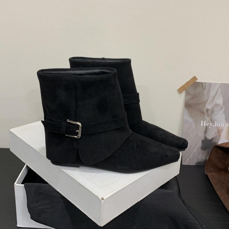 Sudingjia Korean version of pointed suede belt buckle fashion boots for women's 2025 new thin inner height-increasing sleeve fashion boots