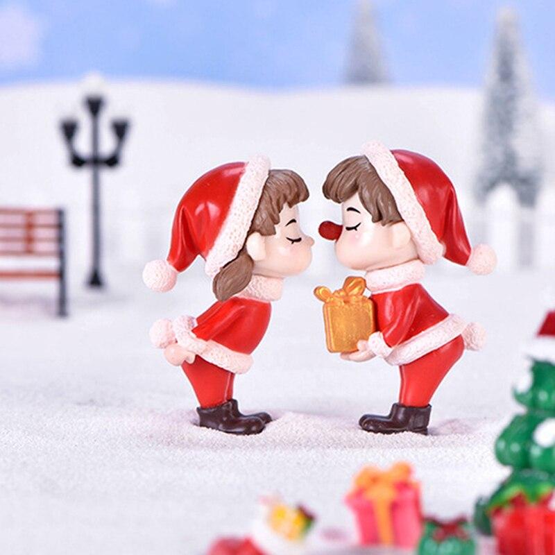 1Pcs Mini Christmas Couple Figure Doll DIY Garden Bonsai Decor Ornament Kid Toy Miniature Figurine Resin Craft