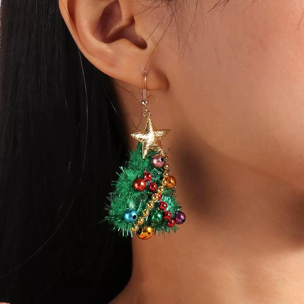 New Christmas Tree Snowflake Earrings Women Colorful Beads Felt Pendant Festival Eardrop Girlfriend Gift Ear Jewelry Accessories